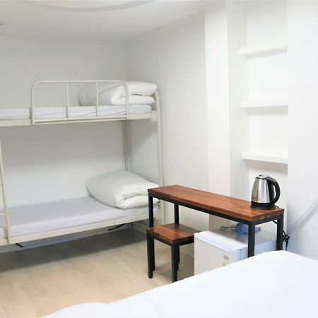 Must Stay Hotel Seoul Exterior photo