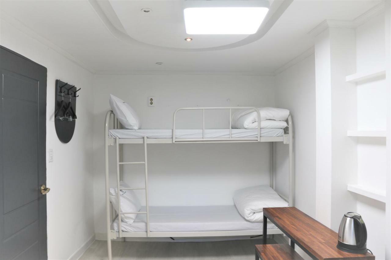 Must Stay Hotel Seoul Exterior photo