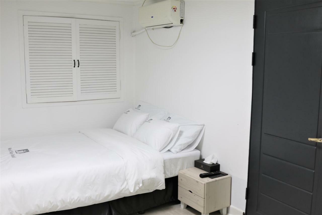 Must Stay Hotel Seoul Exterior photo