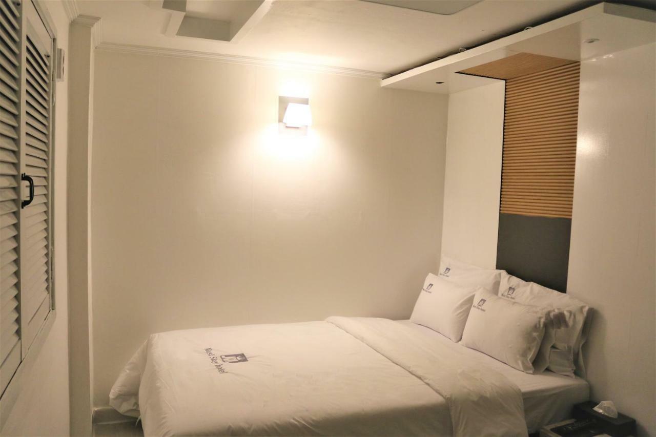 Must Stay Hotel Seoul Exterior photo