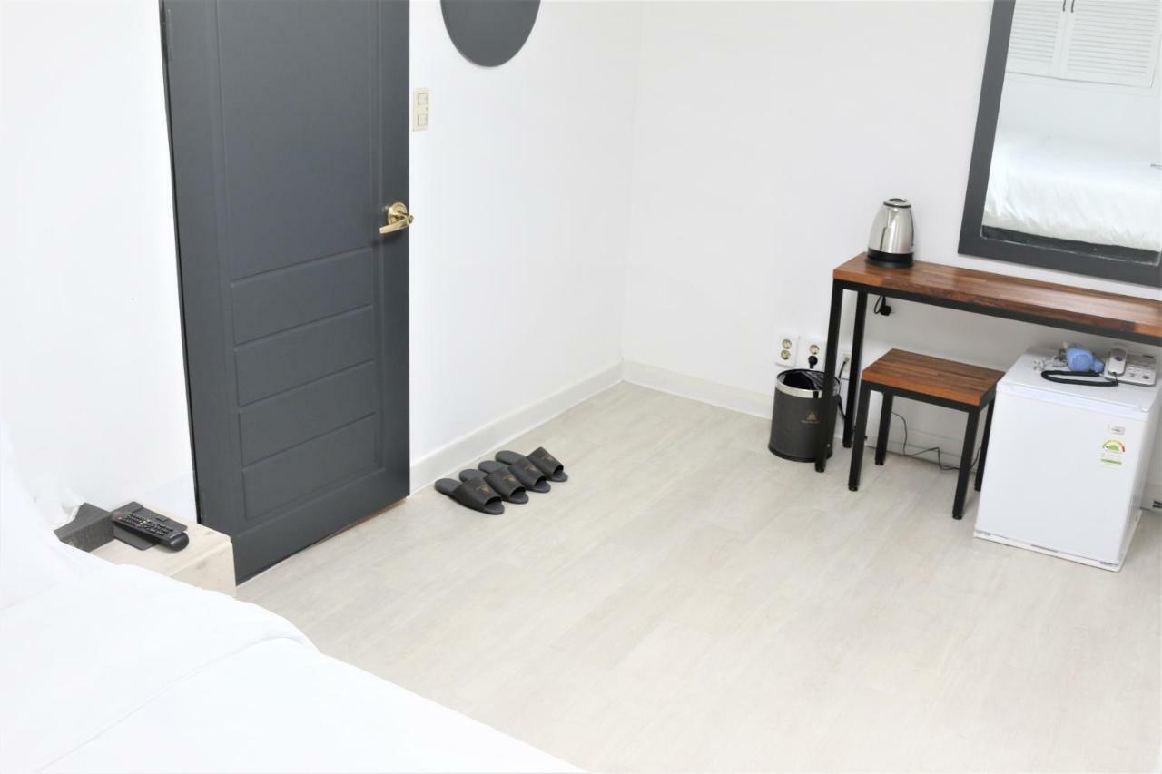 Must Stay Hotel Seoul Exterior photo