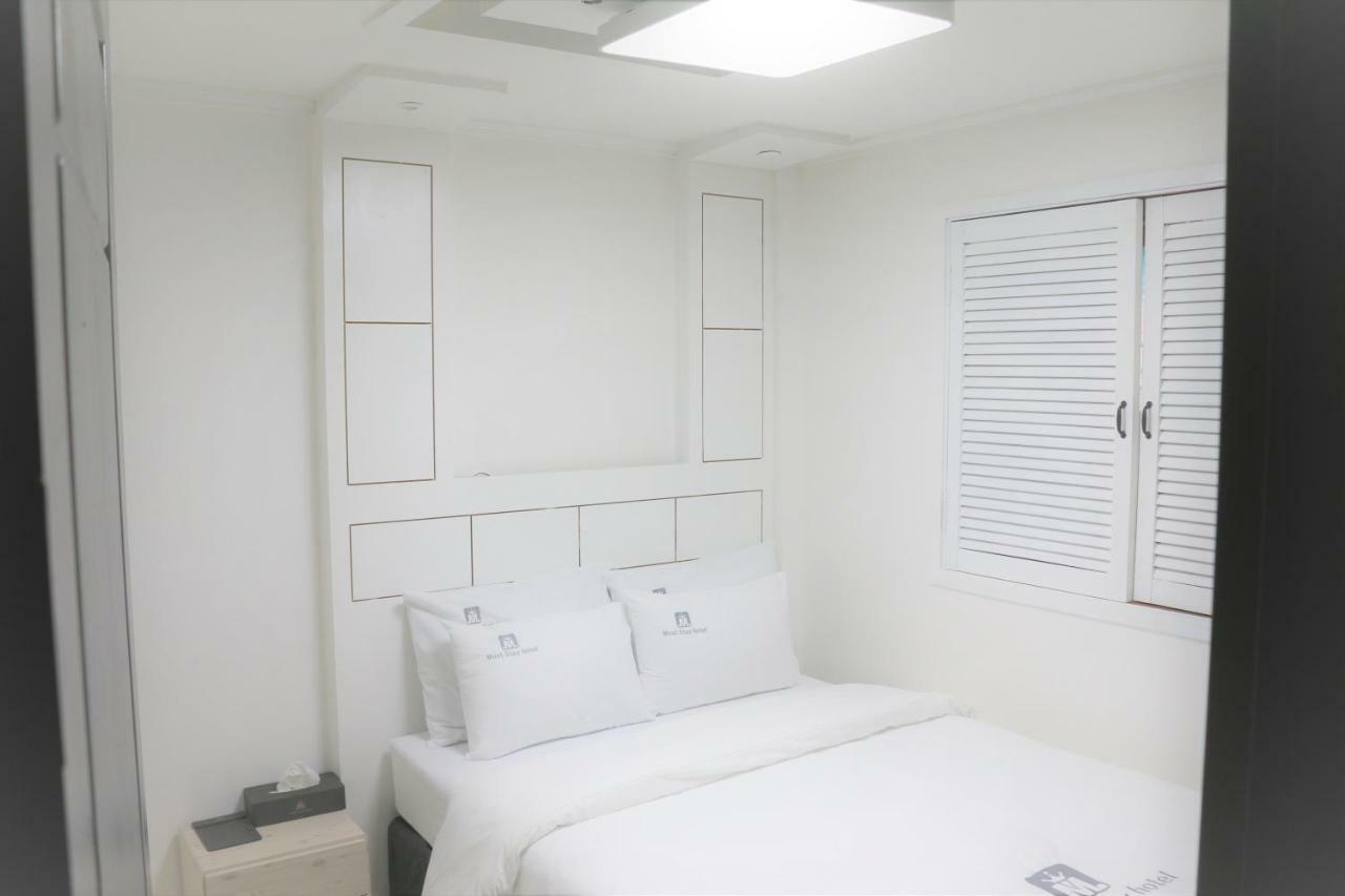 Must Stay Hotel Seoul Exterior photo
