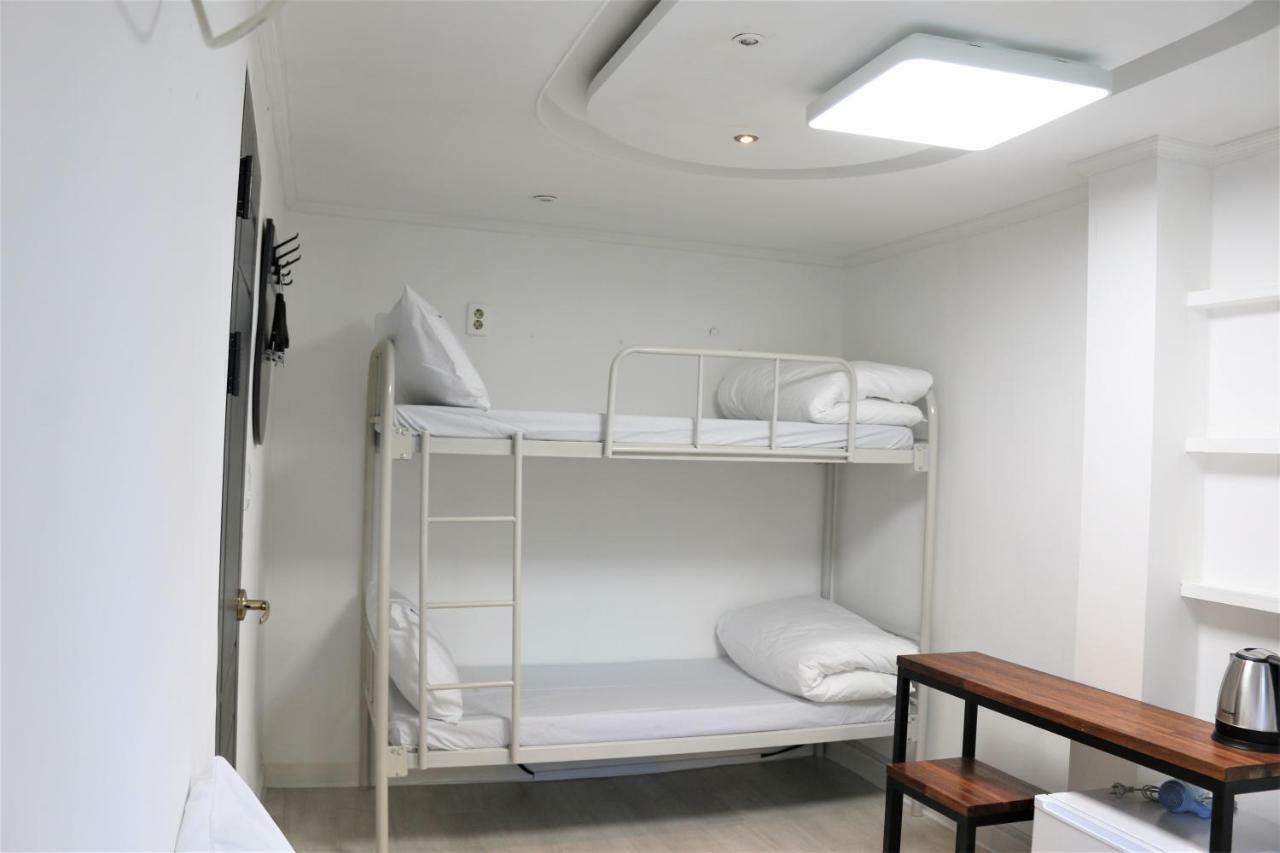 Must Stay Hotel Seoul Exterior photo