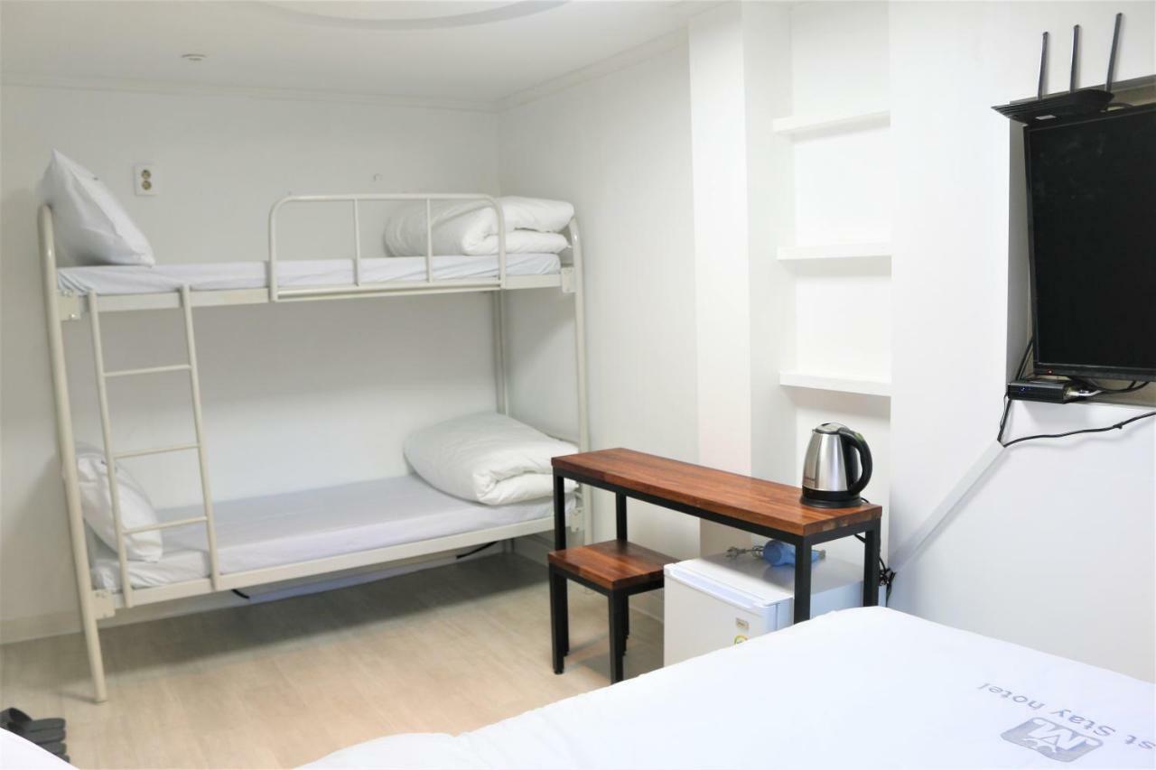 Must Stay Hotel Seoul Exterior photo